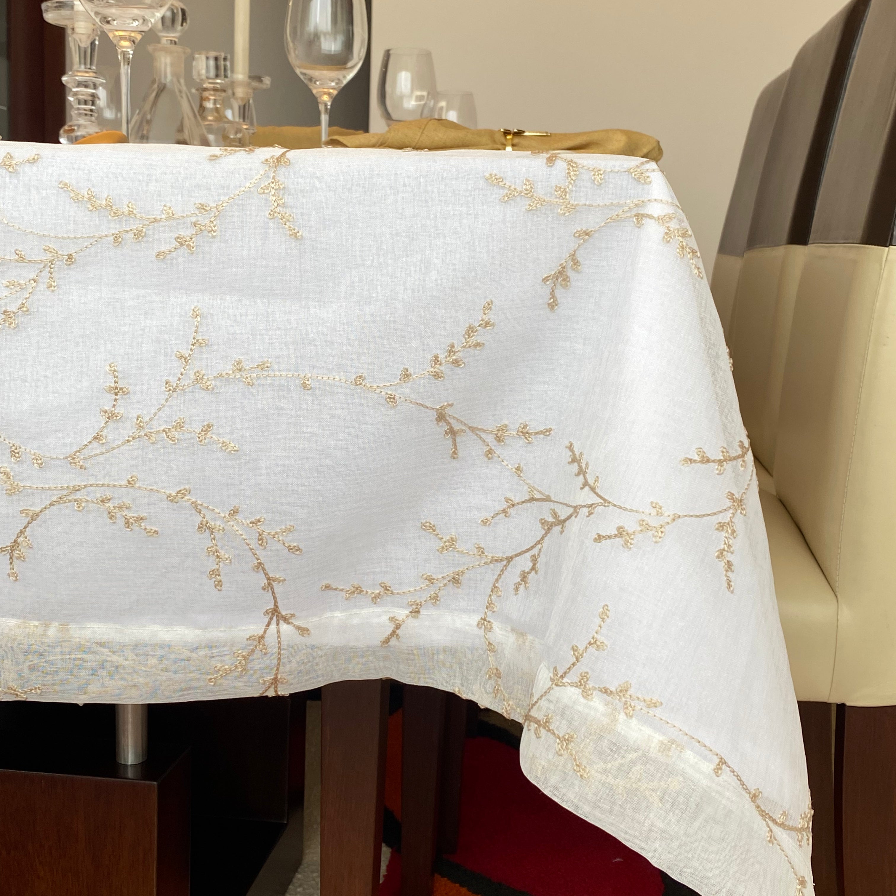 Mantel formal Bordado Dorado