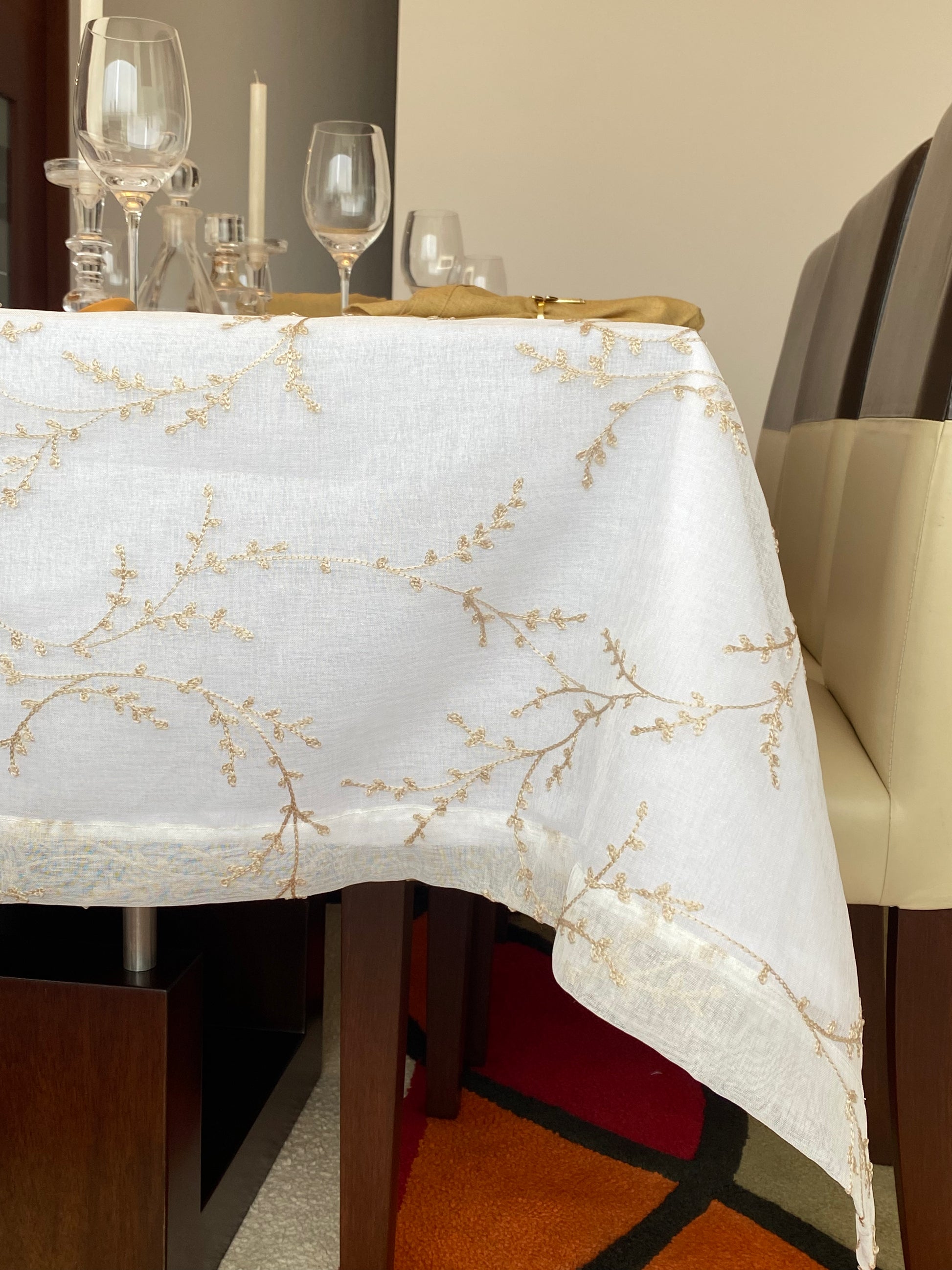 Mantel formal Bordado Dorado