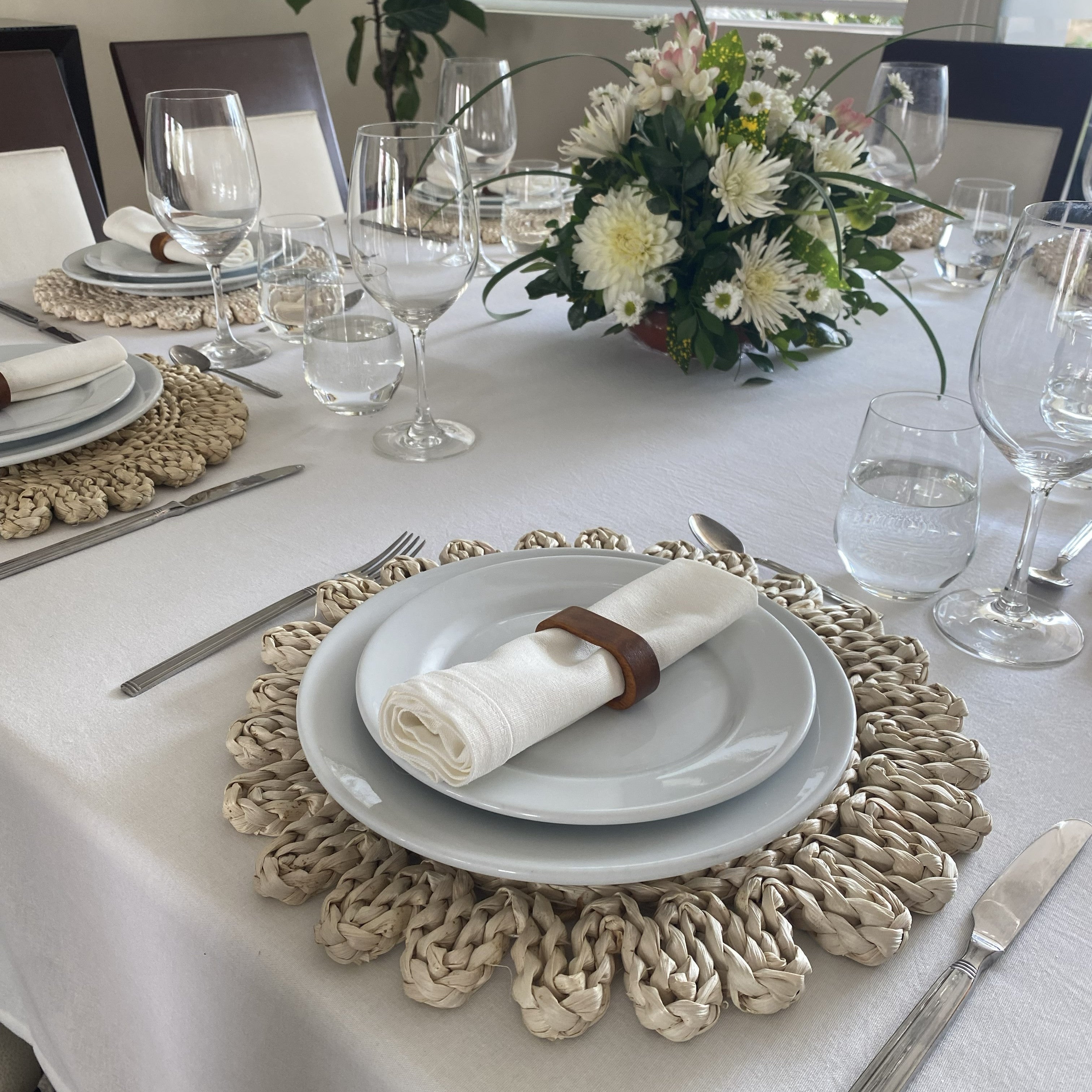 Mantel Ivory