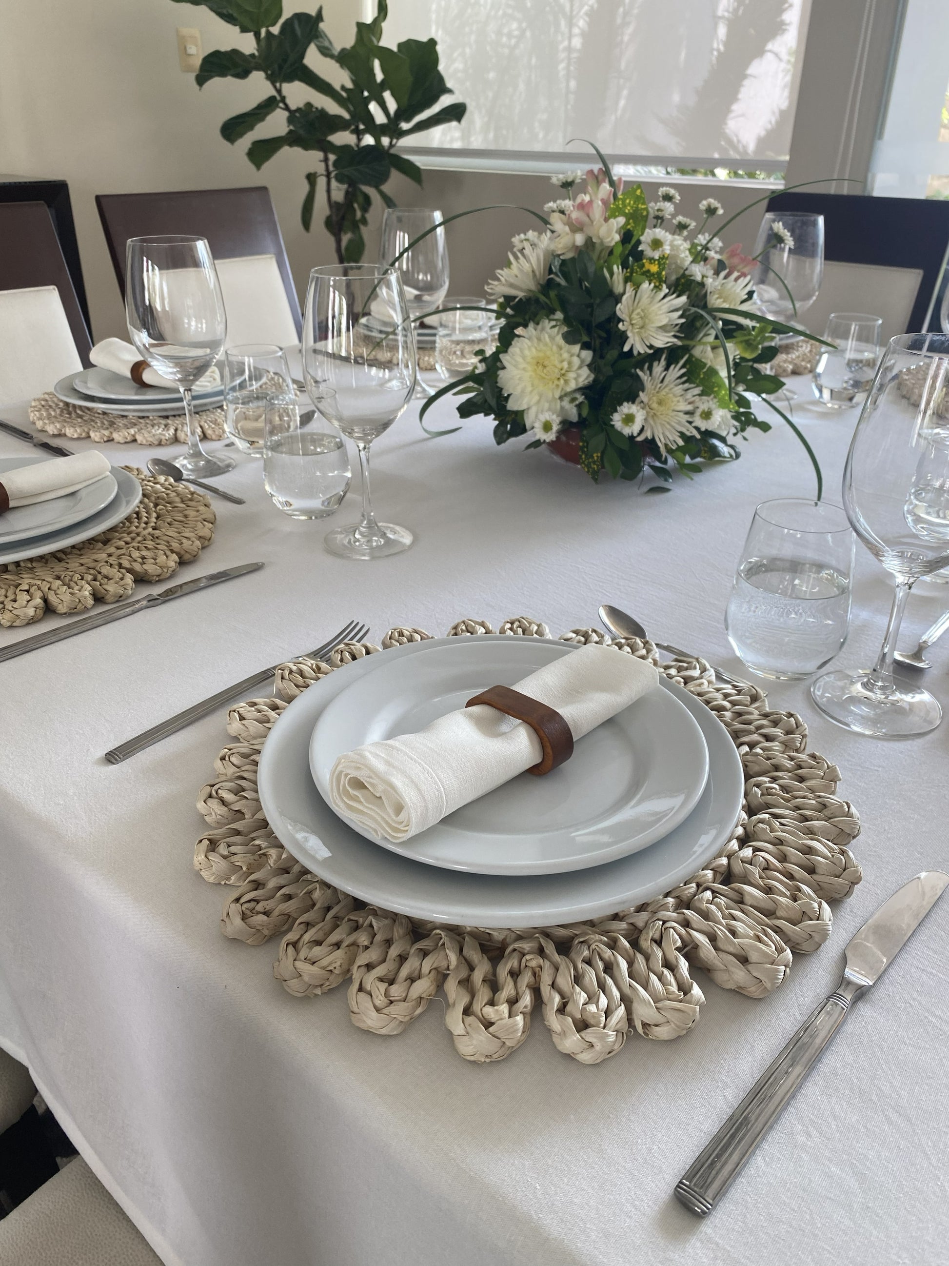 Mantel Ivory