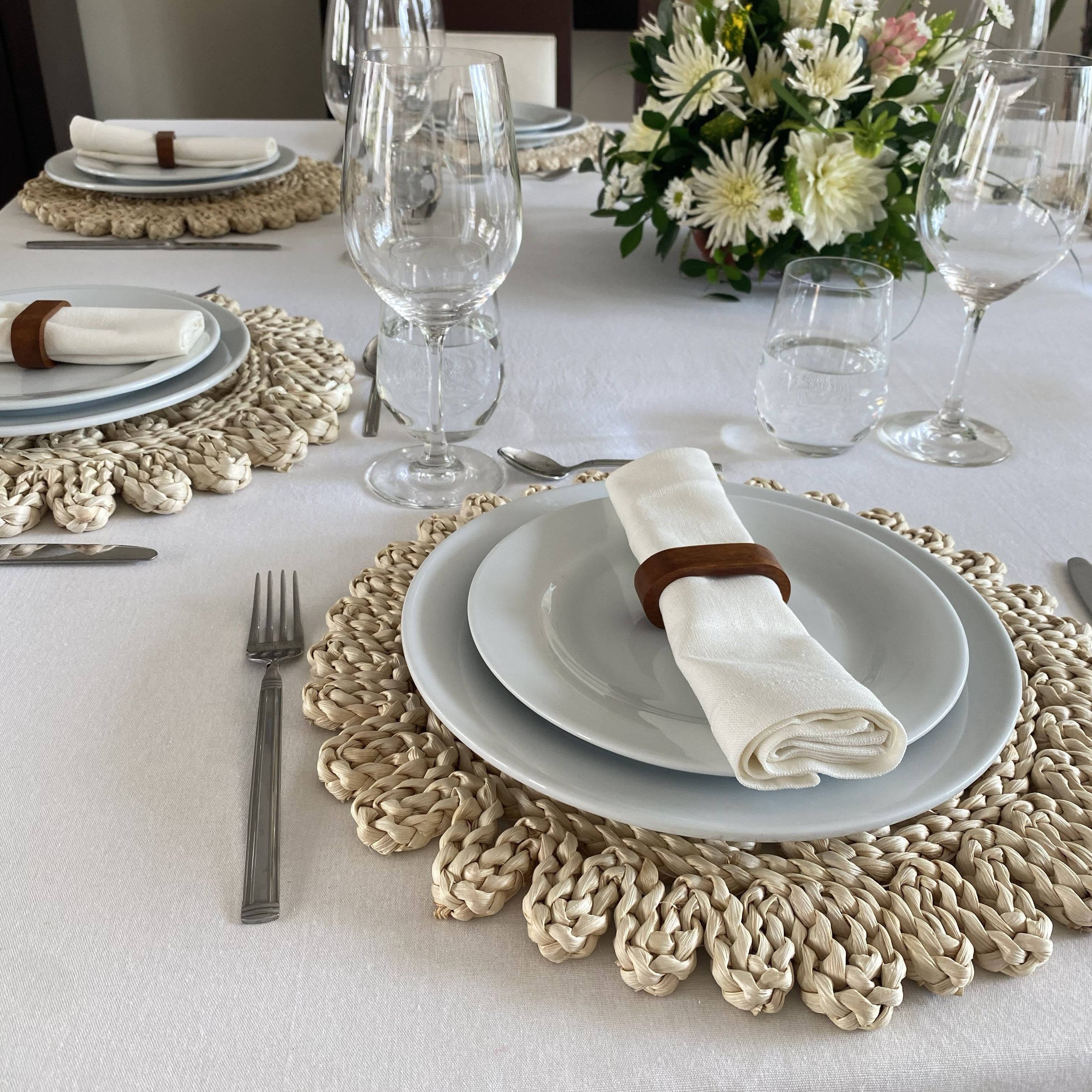 Mantel Ivory